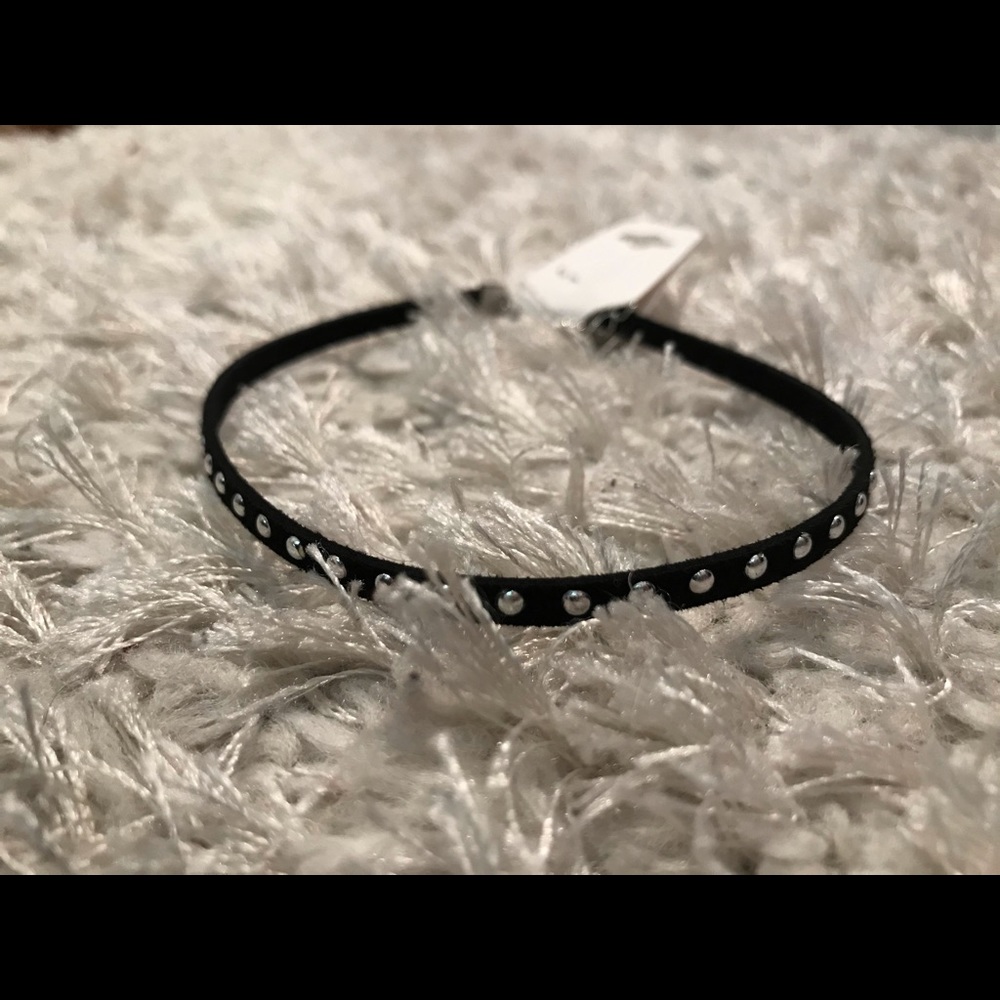 choker with studs